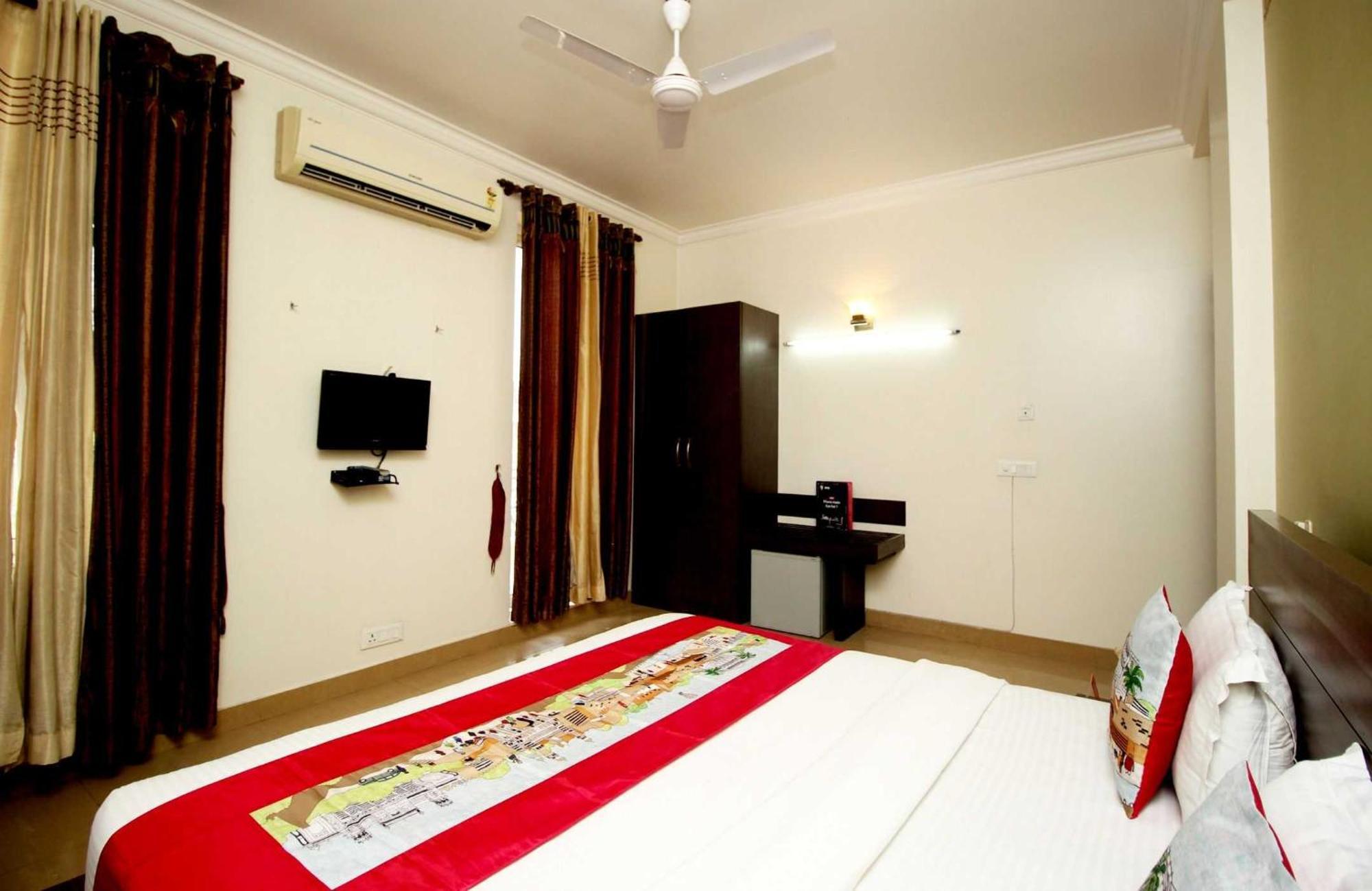 Super Collection O Sakshi Hotel Gurgaon Exterior foto